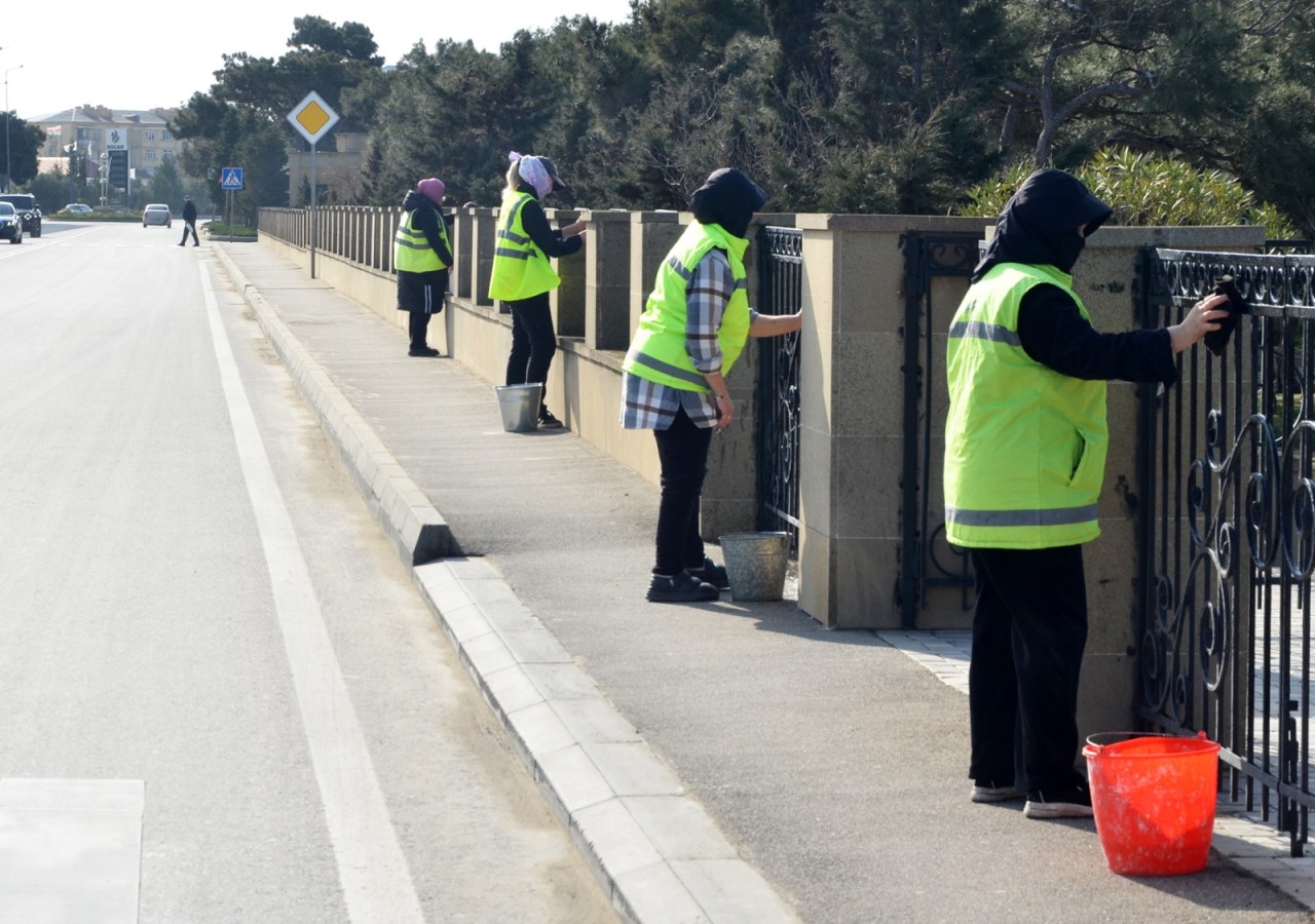 Pirallahı rayonunda iməcilik aksiyası keçirilib - FOTOLAR